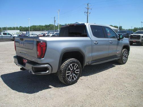 Sterling 2026 GMC Sierra 1500 AT4