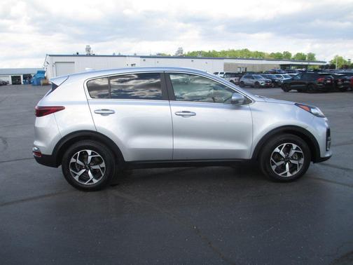 Sparkling Silver 2020 Kia Sportage LX