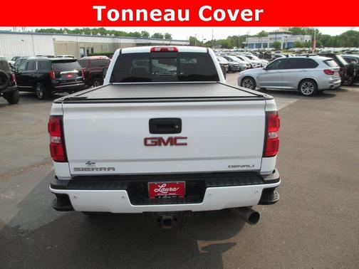 2017 GMC Sierra 2500 Denali