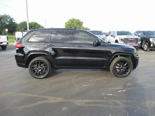 2021 Jeep Grand Cherokee Laredo X