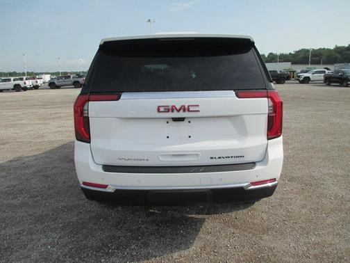 2025 GMC Yukon Elevation