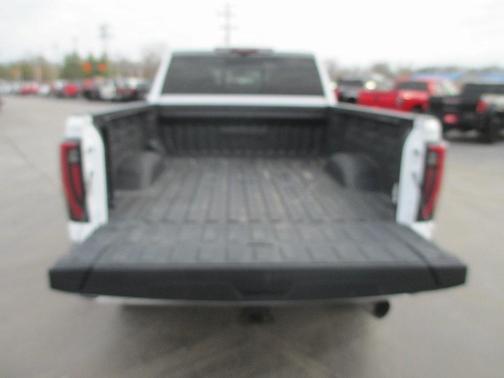 2024 GMC Sierra 3500 AT4