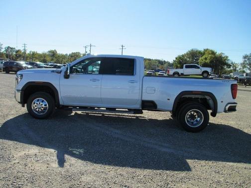 2026 GMC Sierra 3500 SLT