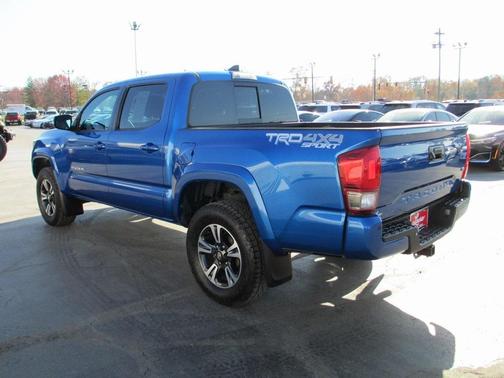 2017 Toyota Tacoma TRD Sport
