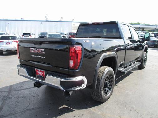 2024 GMC Sierra 3500 Pro