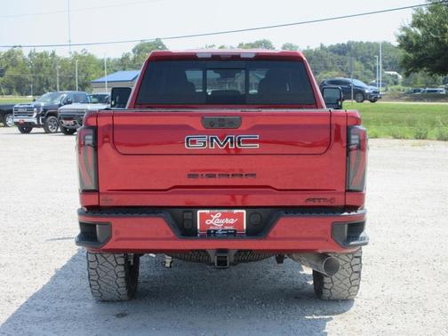 2025 GMC Sierra 2500 AT4