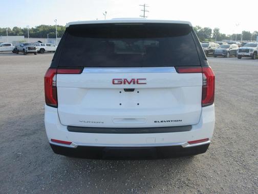 2025 GMC Yukon Elevation