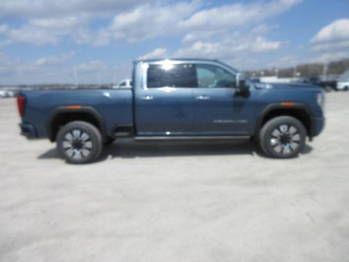 2025 GMC Sierra 2500 Denali