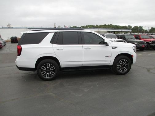 2024 GMC Yukon AT4