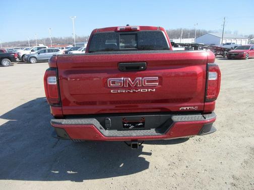 2025 GMC Canyon AT4