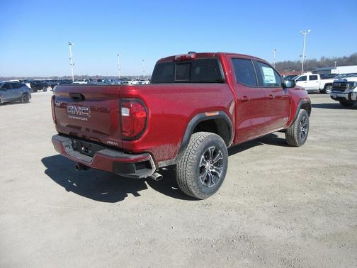 2025 GMC Canyon AT4