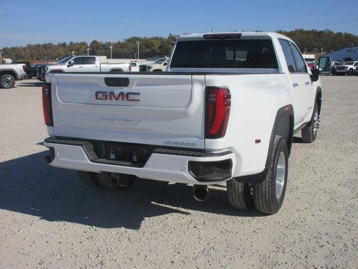 2026 GMC Sierra 3500 Denali