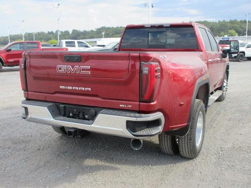 2026 GMC Sierra 3500 SLT