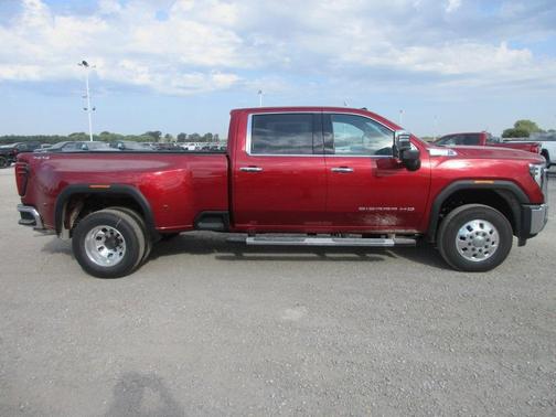 2026 GMC Sierra 3500 SLT