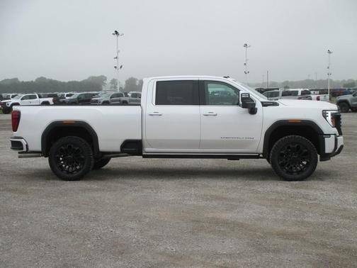 2025 GMC Sierra 3500 Denali Ultimate