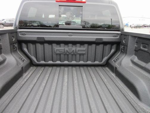 2025 GMC Canyon AT4