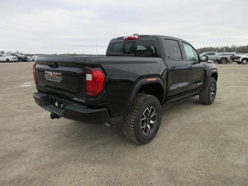 2025 GMC Canyon AT4