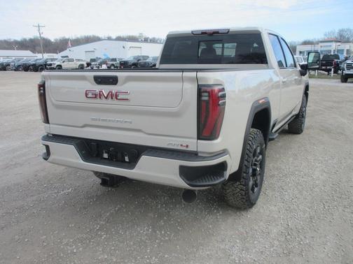 2026 GMC Sierra 2500 AT4