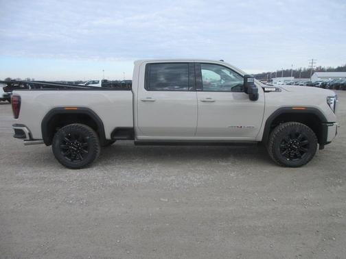 2026 GMC Sierra 2500 AT4