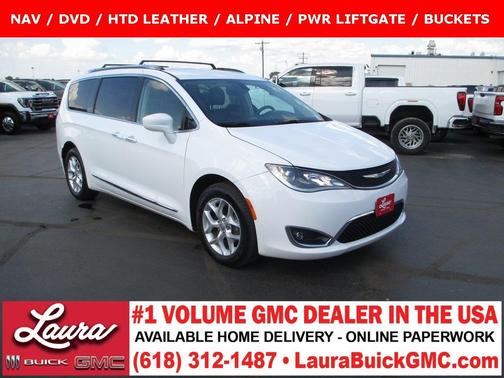 2017 Chrysler Pacifica Touring-L Plus