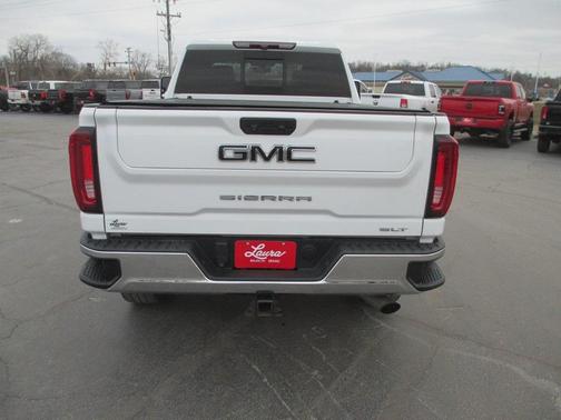 2022 GMC Sierra 2500 SLT