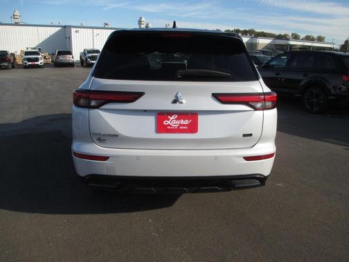 2023 Mitsubishi Outlander SEL Black Edition