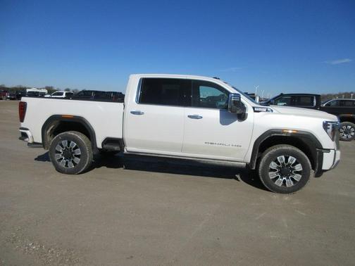 2025 GMC Sierra 2500 Denali