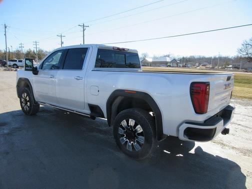 2025 GMC Sierra 2500 Denali