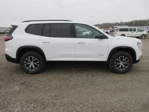 2025 GMC Acadia AT4
