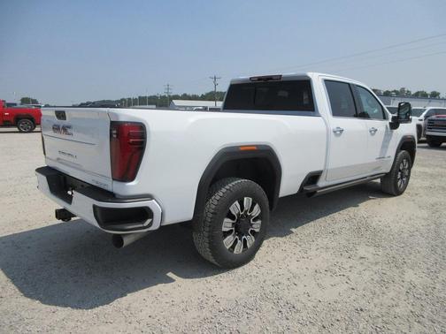 2025 GMC Sierra 3500 Denali