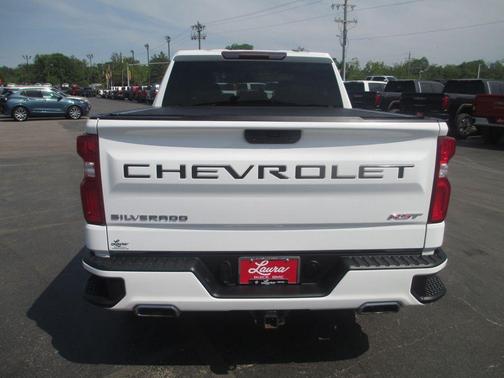 Summit White 2021 Chevrolet Silverado 1500 RST