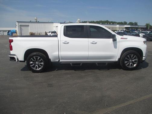 Summit White 2021 Chevrolet Silverado 1500 RST