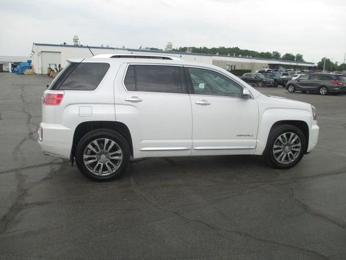 White Frost Tri-Coat 2017 GMC Terrain Denali