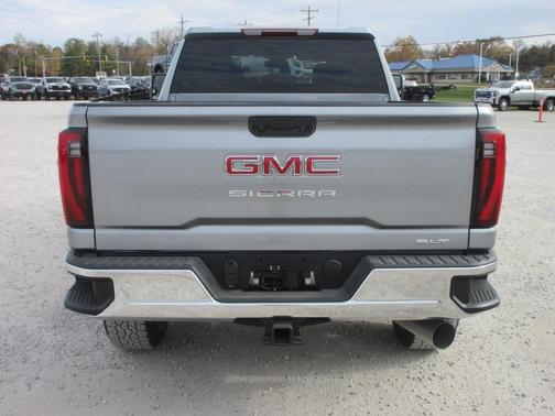 2026 GMC Sierra 3500 SLT