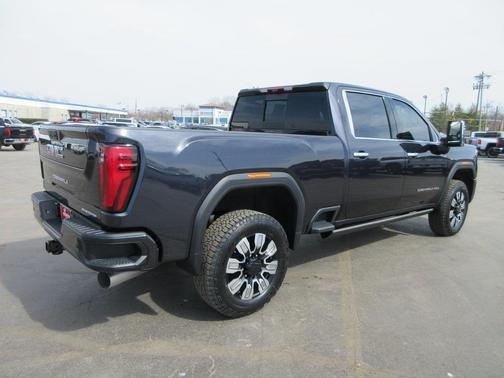 2025 GMC Sierra 3500 Denali
