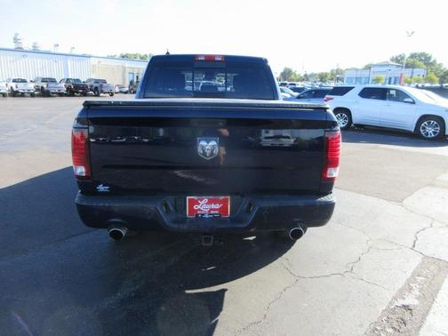 2015 RAM 1500 Sport
