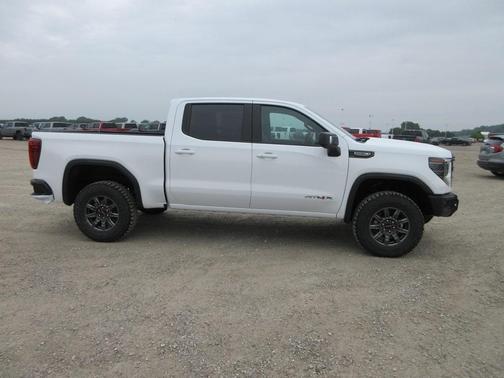 2025 GMC Sierra 1500 AT4X