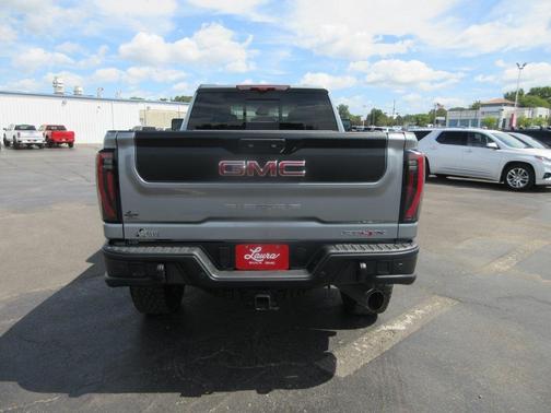 2024 GMC Sierra 2500 AT4X