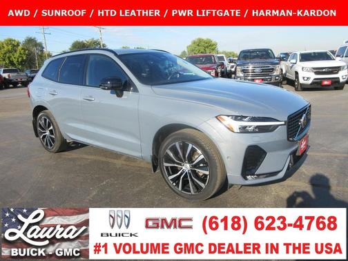 2024 Volvo XC60 B5 Plus Dark Theme