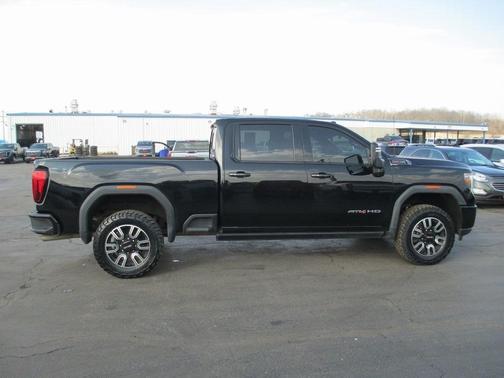 2023 GMC Sierra 2500 AT4