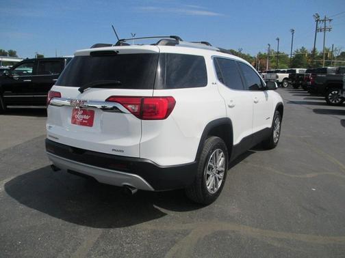 2019 GMC Acadia SLE-2