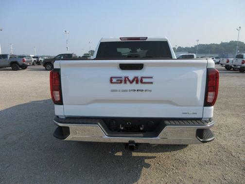 2025 GMC Sierra 1500 SLE