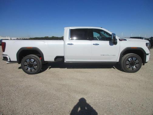 2026 GMC Sierra 3500 Denali