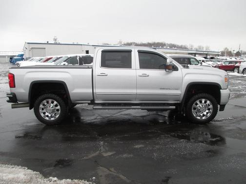 2019 GMC Sierra 2500 Denali