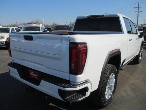 2022 GMC Sierra 2500 Denali