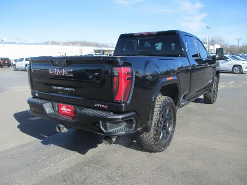2024 GMC Sierra 2500 AT4