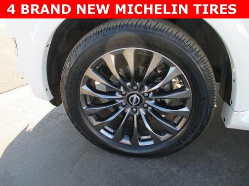 2022 Nissan Armada Platinum