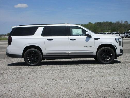 2025 GMC Yukon XL Denali
