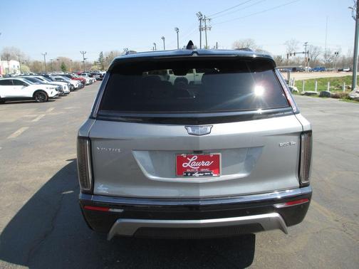 Silver Metallic 2026 Cadillac VISTIQ Sport