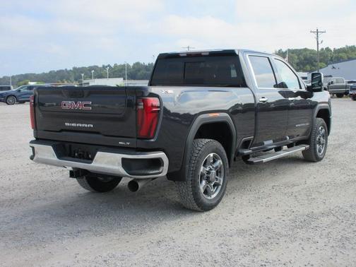 2025 GMC Sierra 2500 SLT